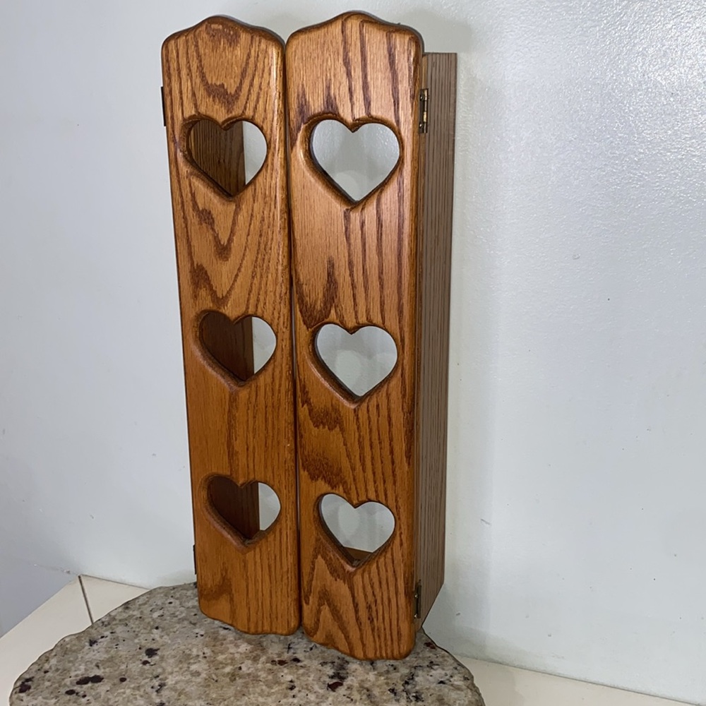 Vintage Wooden Wall Heart Shelf with Doors Curio Shelf Heart Design Charming - Picture 2 of 14